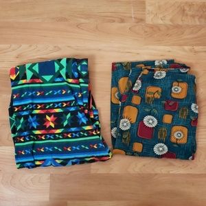 lot of 2, one size quilt pattern cellphone wallet